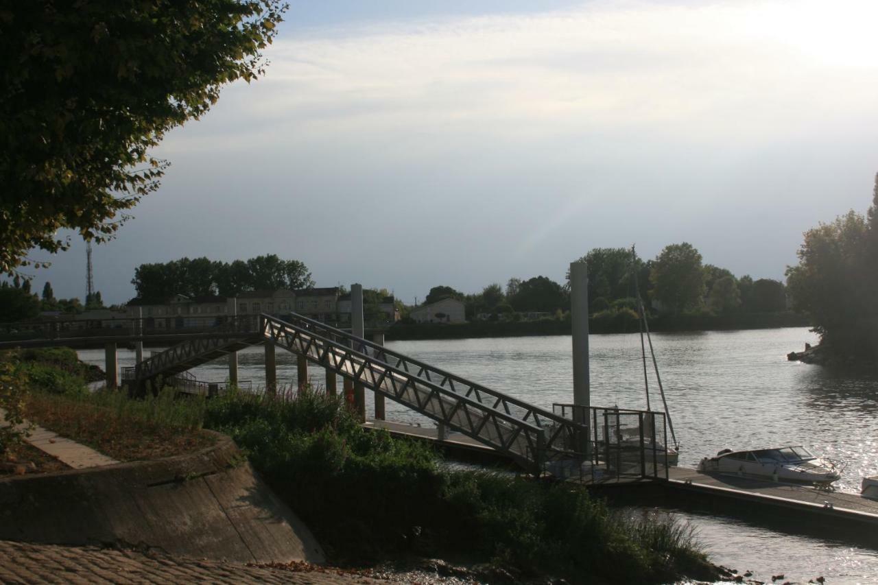 Quai Souchet Villa Libourne Luaran gambar