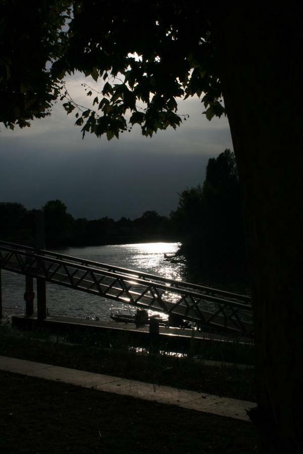 Quai Souchet Villa Libourne Luaran gambar